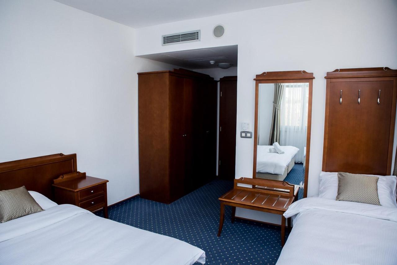 Hotel Hum Ljubuški エクステリア 写真