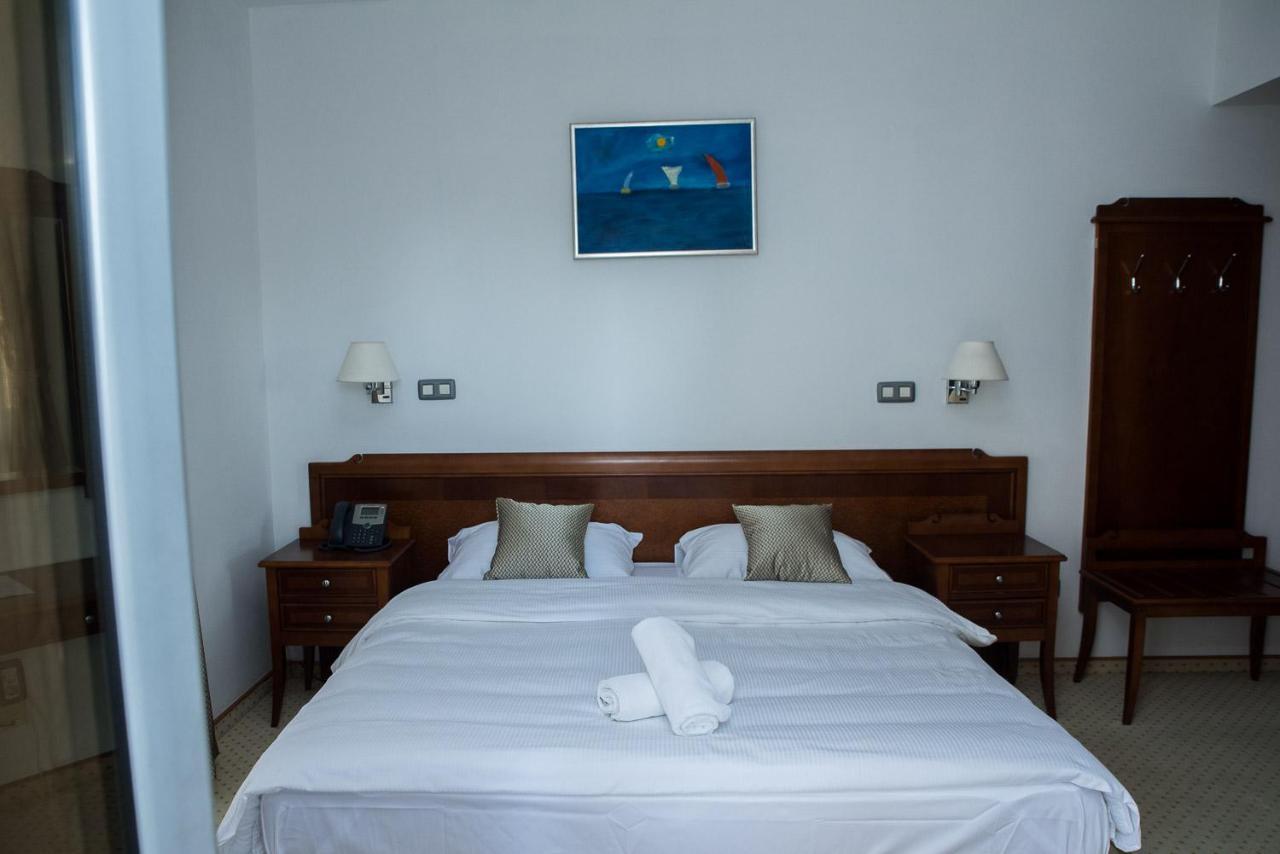 Hotel Hum Ljubuški エクステリア 写真