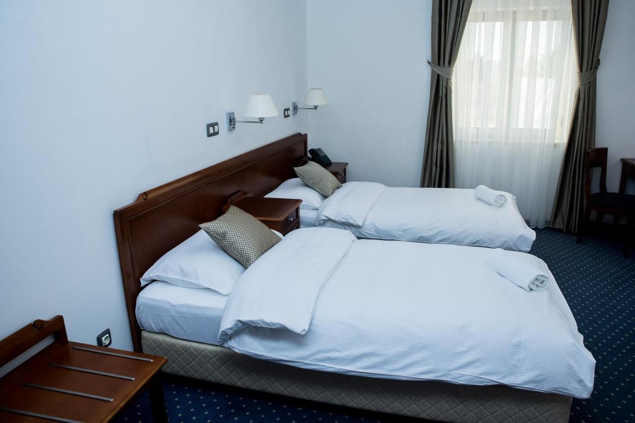 Hotel Hum Ljubuški エクステリア 写真