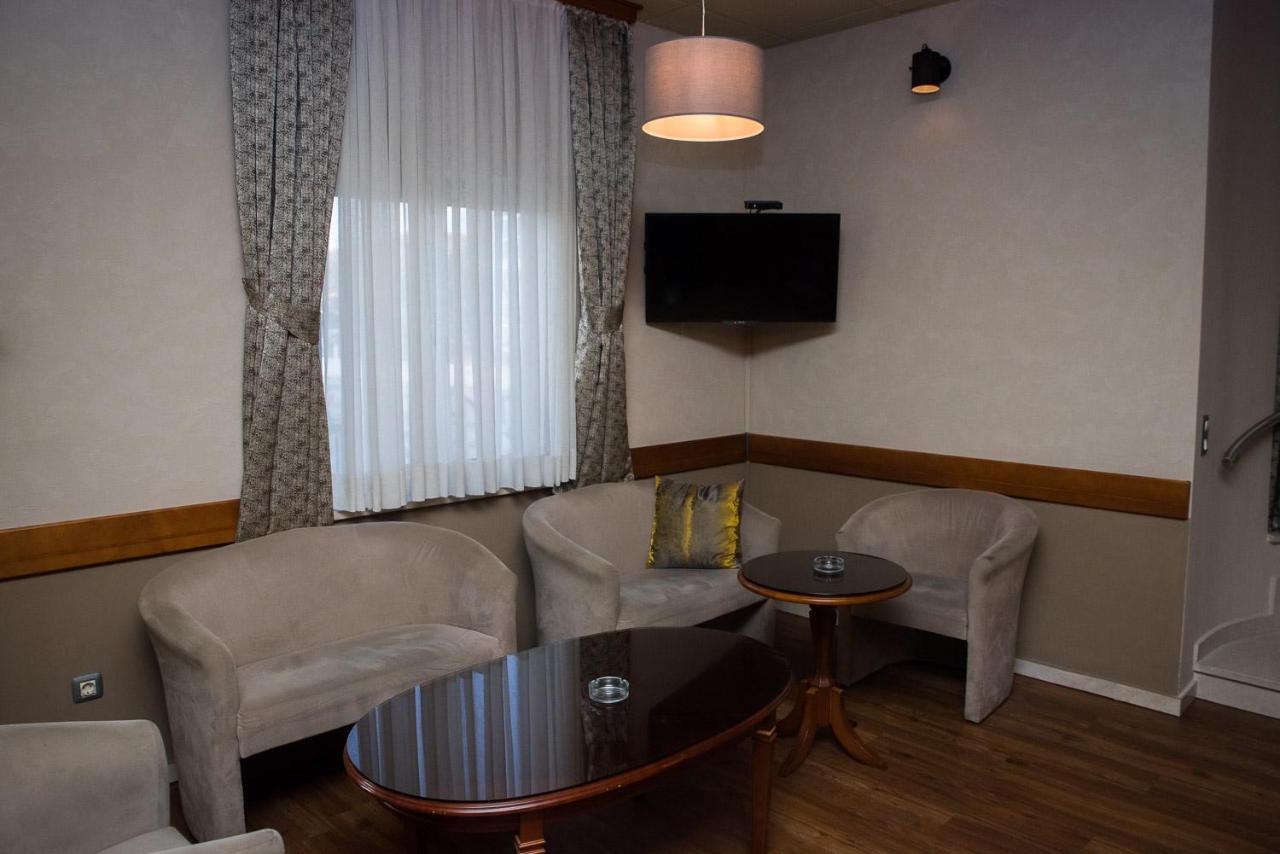 Hotel Hum Ljubuški エクステリア 写真