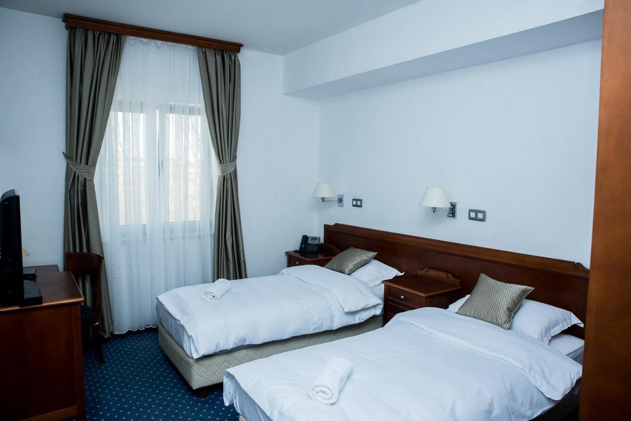 Hotel Hum Ljubuški エクステリア 写真