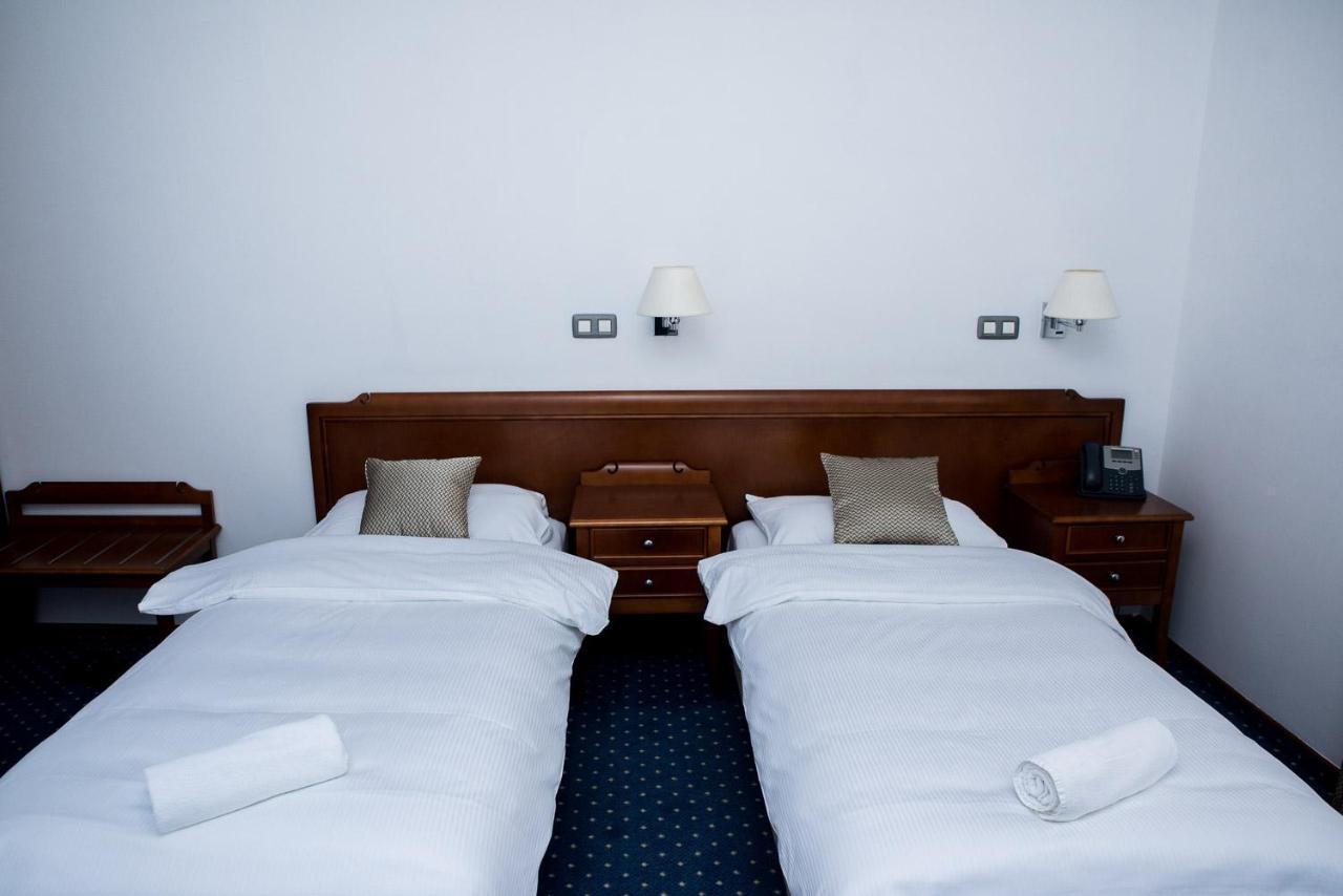 Hotel Hum Ljubuški エクステリア 写真