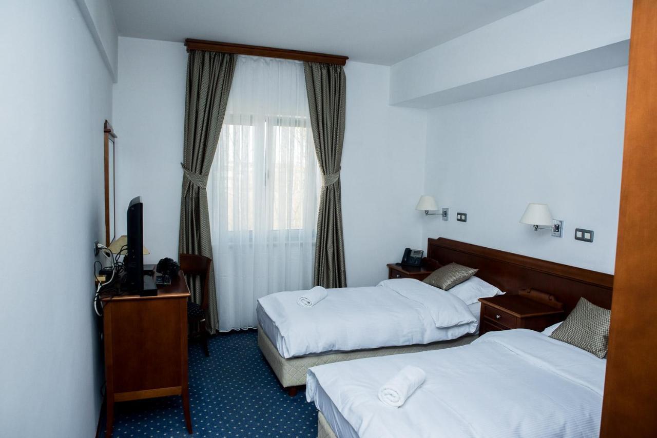 Hotel Hum Ljubuški エクステリア 写真
