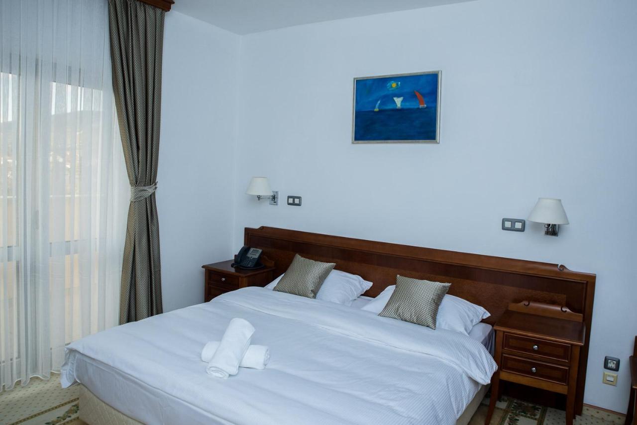 Hotel Hum Ljubuški エクステリア 写真